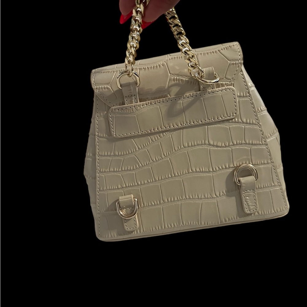 Ted leather bag 6”H 7” W crème color